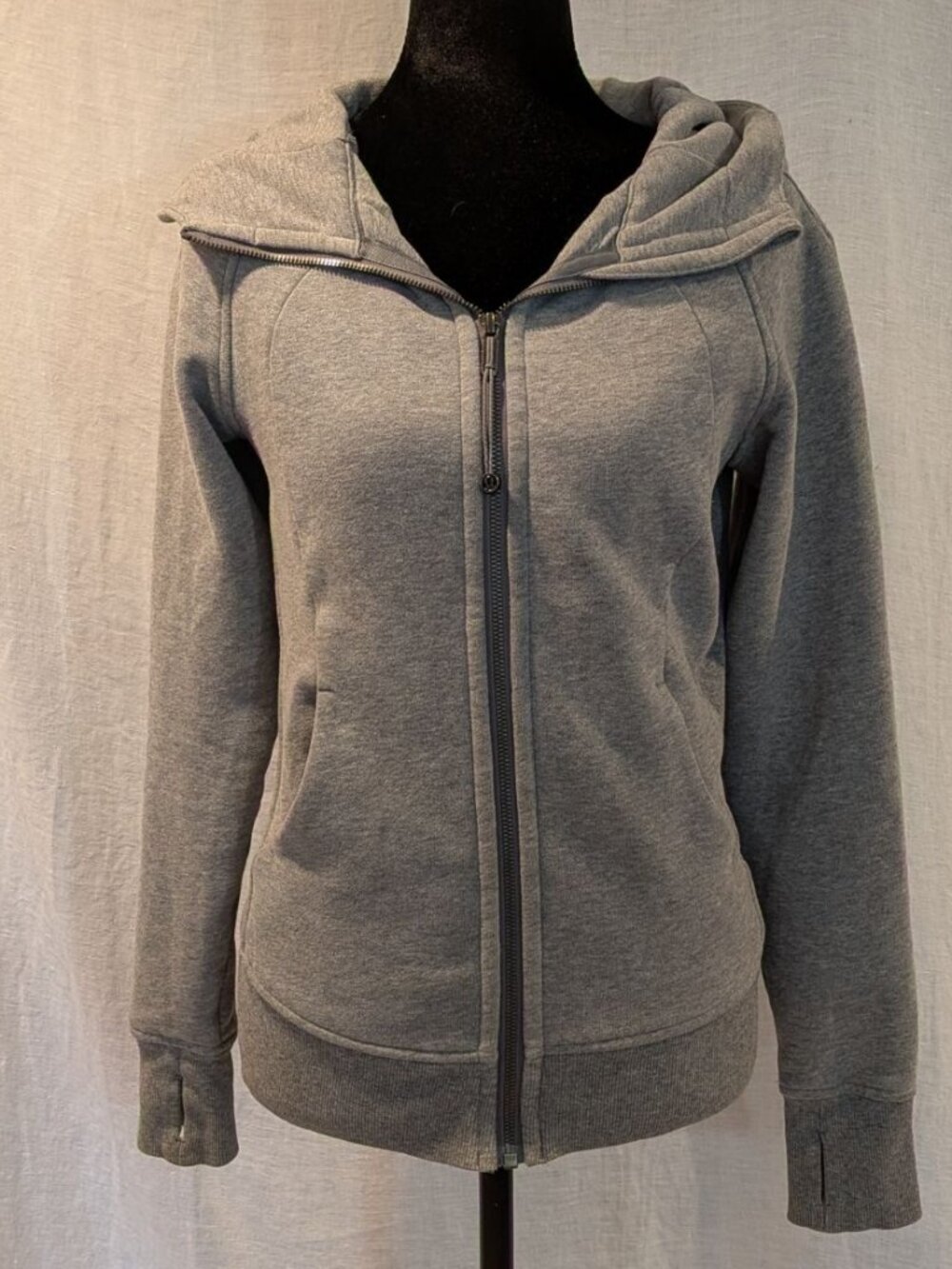 Lululemon Scuba zip up hoodie size 4